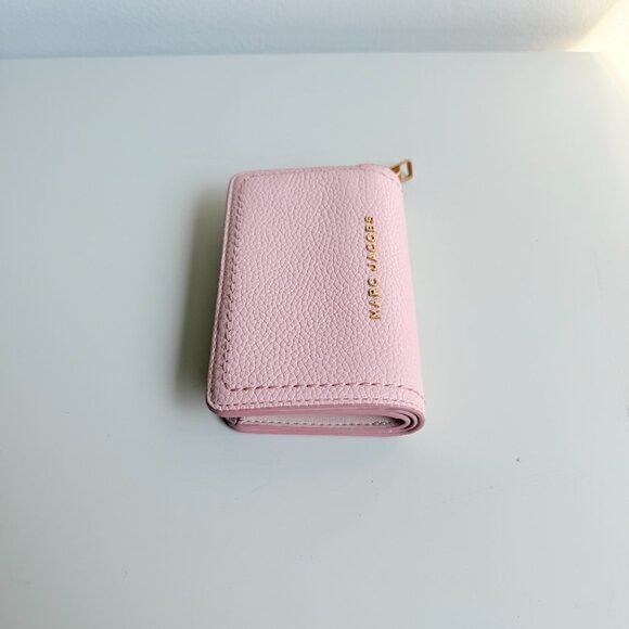 Marc Jacobs Wallet - Picture 2 of 4